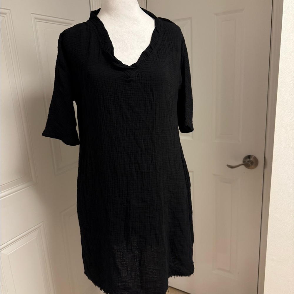 Modo doc black gauze short sleeve dress size small